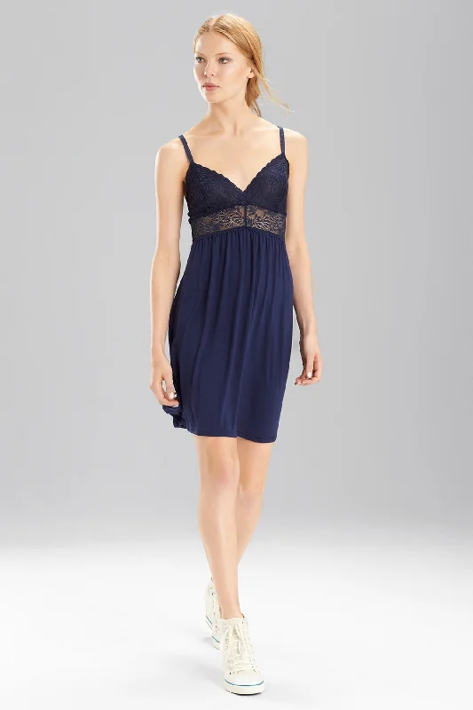 women lounge dress with a hypoallergenic fabric for sensitive skinTile Lily Tonal Chemise women lounge dress with a hypoallergenic fabric for sensitive skinTile Lily Tonal Chemise