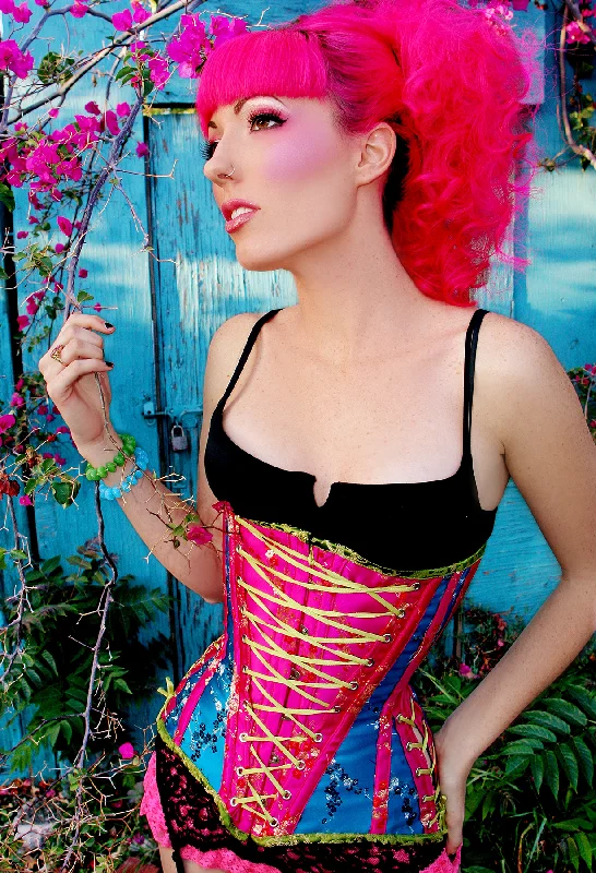 Hollywood - glamour bustiers for a red - carpet effectTrellis Underbust