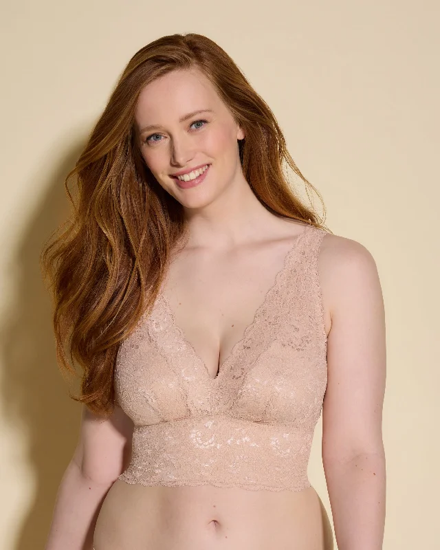 Women's bras with a lift and separate functionBralette Curvy Plungie Longline
