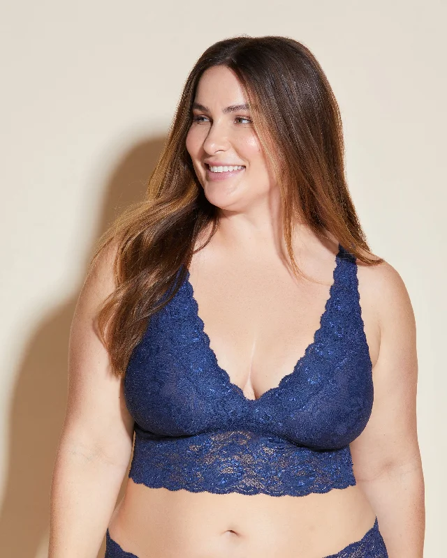Women's white bras for a clean appearanceBralette Extended Plungie Longline