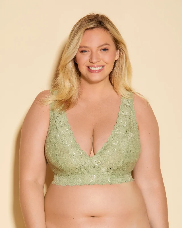Women's maternity bras with adjustable strapsUltra Curvy Plungie Longline Bralette