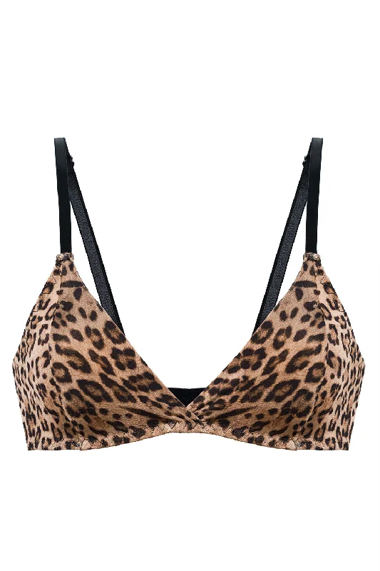 Bra with a textured fabric for added visual interest​ Libby Light bra