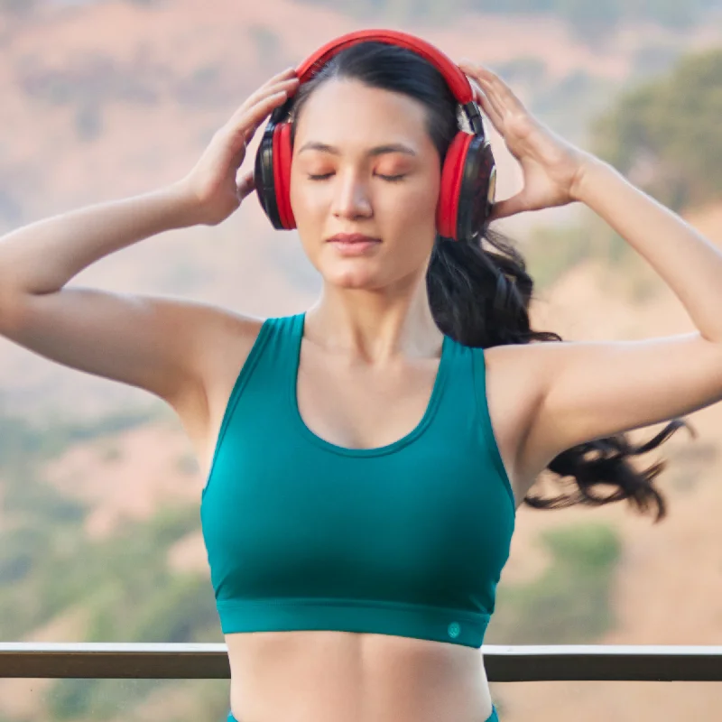 Sports bras for high - impact activities and workouts Medium Impact Racerback Sports Bra with Removable Cups- AT-1 Sports bras for high - impact activities and workouts Medium Impact Racerback Sports Bra with Removable Cups- AT-1