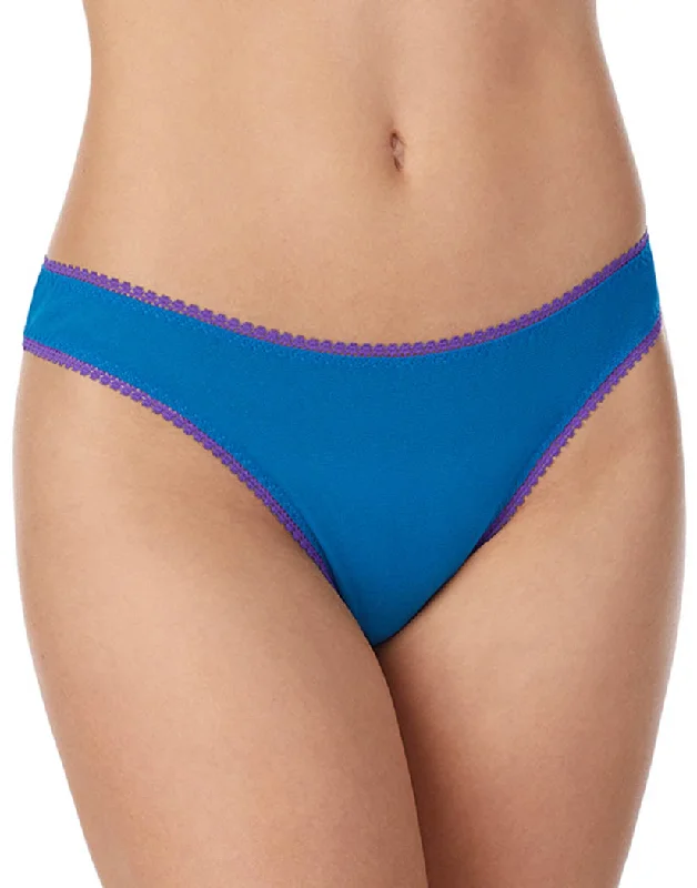 T - shirt bras with a seamless and smooth finish for wearing under T - shirts On Gossamer Mesh Hip-G Thong - 3512 T - shirt bras with a seamless and smooth finish for wearing under T - shirts On Gossamer Mesh Hip-G Thong - 3512