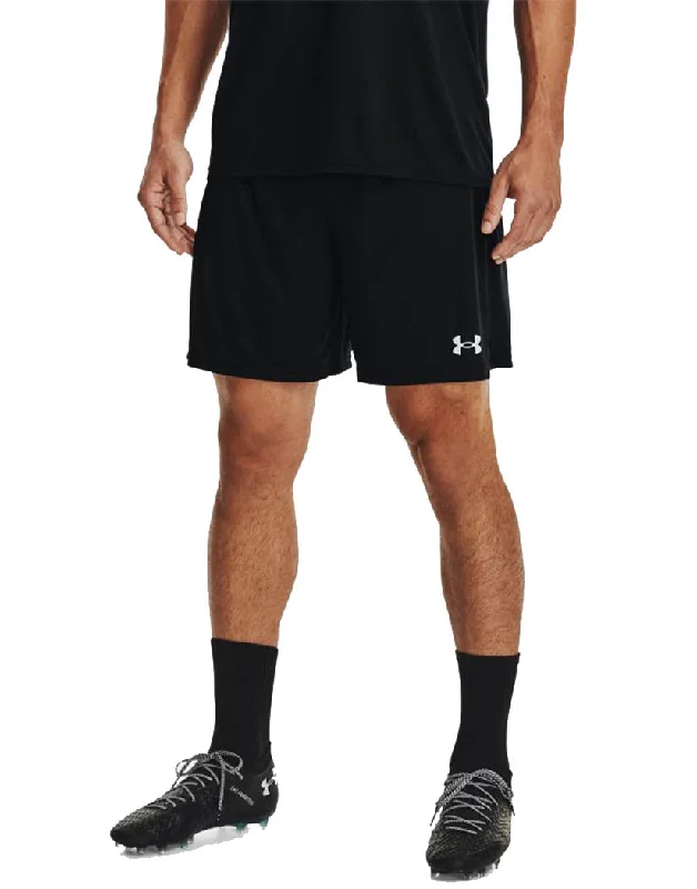 Bra with a cross - back strap design for a trendy look Under Armour Golazo 3.0 Short 1369058 Bra with a cross - back strap design for a trendy look Under Armour Golazo 3.0 Short 1369058