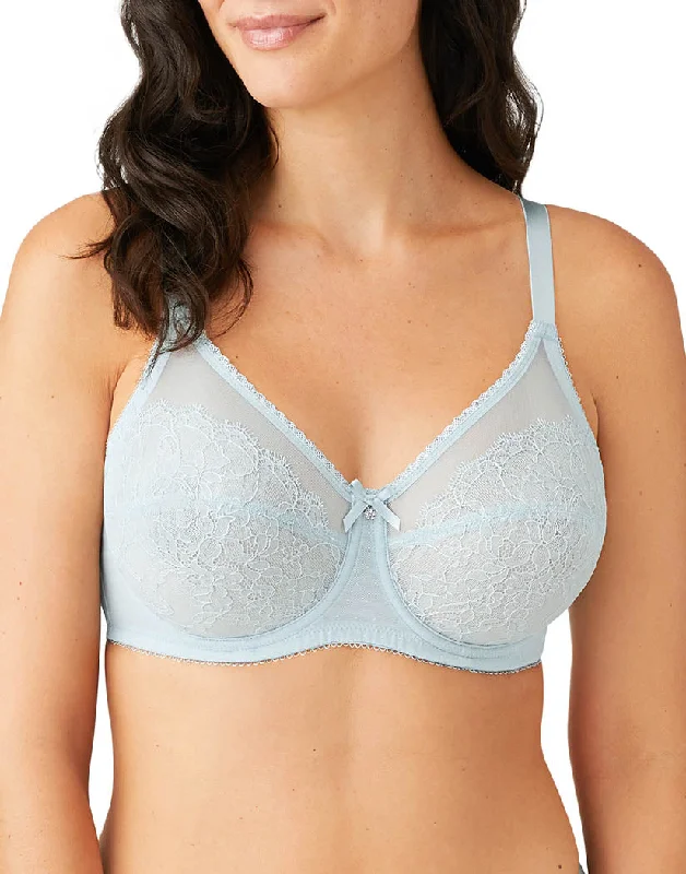 Bra with a plus - size customized fit option for a perfect fit Wacoal Retro Chic Underwire Bra Cloud Blue 855186