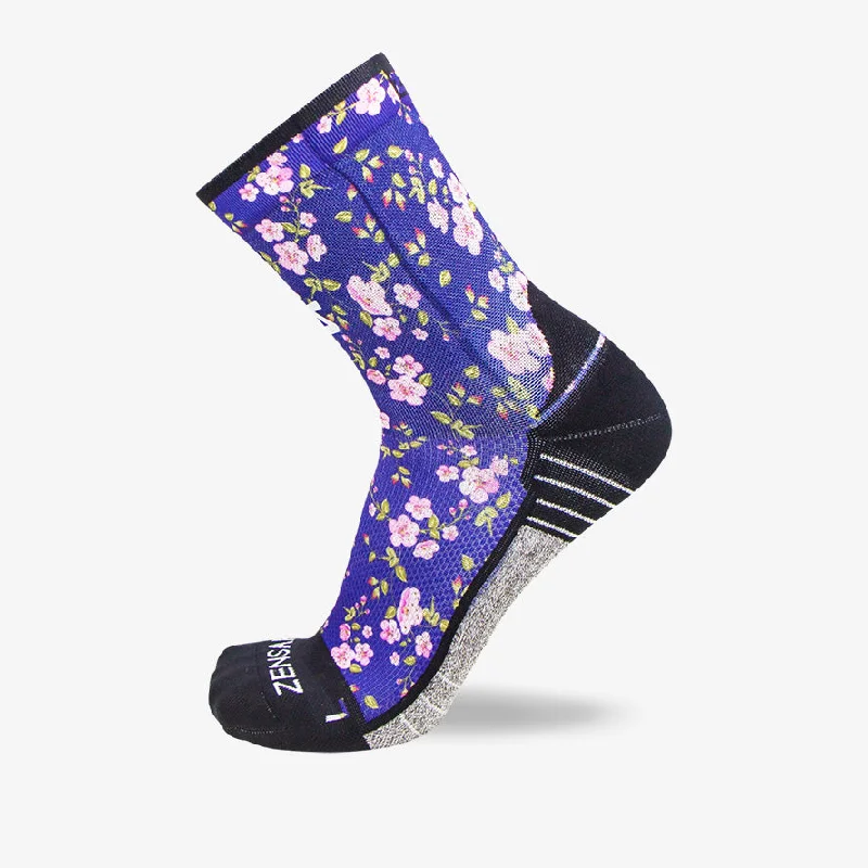 Women's arch - support socks for better comfortCherry Blossoms Socks (Mini-Crew)