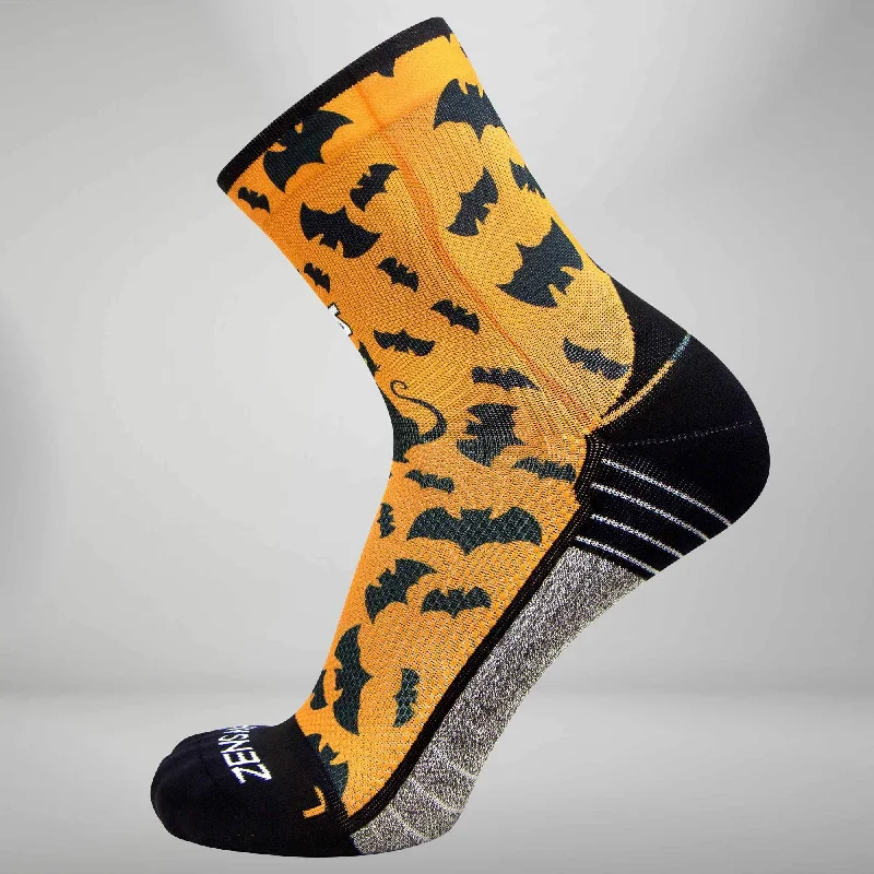 Women's spandex - infused socks for stretchCats and Bats Halloween Socks (Mini Crew) Women's spandex - infused socks for stretchCats and Bats Halloween Socks (Mini Crew)