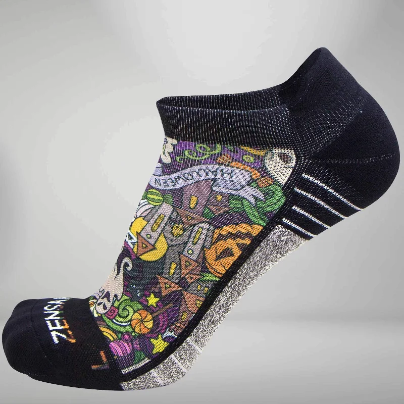 Women's arch - support socks for better comfortHalloween Collage Socks (No Show)