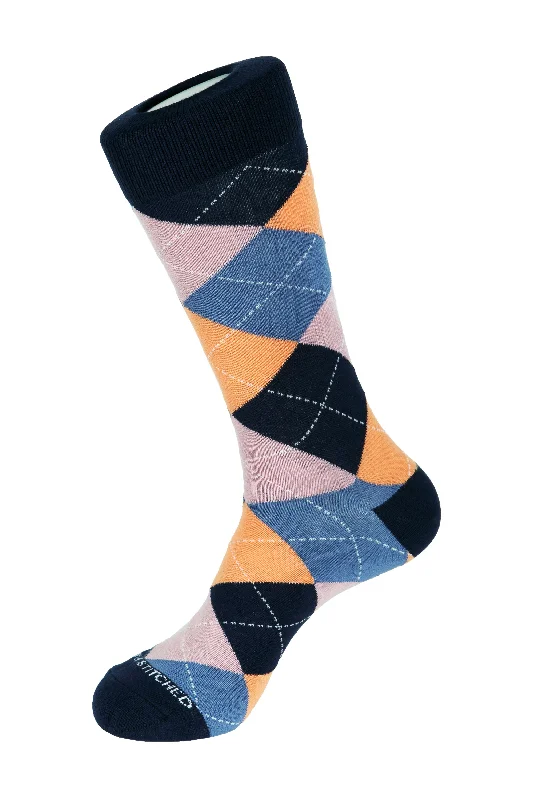 Women's moisture - wicking socks for sportsTraditional Argyle Crew Sock