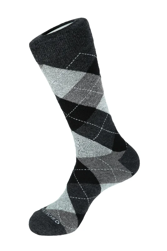 Women's argyle - patterned thigh - high socksTraditional Argyle Crew Sock
